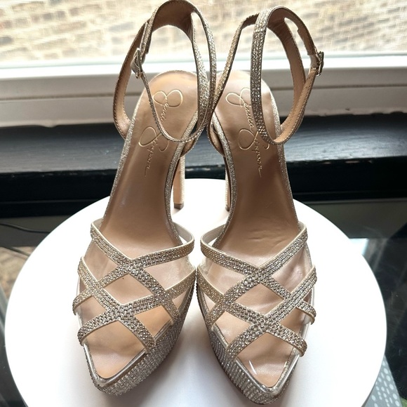 🌸JESSICA SIMPSON🌸 Women's Oluina Embellished
Platform Pump Size: 8.5 - Picture 2 of 13